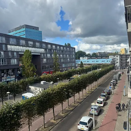 Cozy & Sunny In West