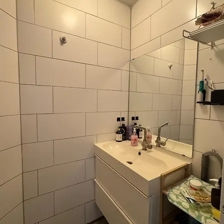 Cozy & Sunny In West Appartamento *