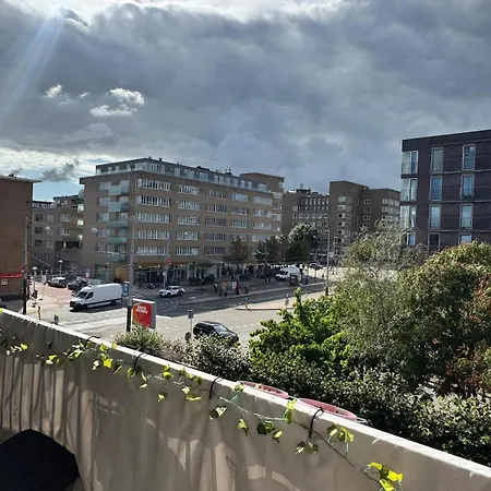 Cozy & Sunny In West شقة