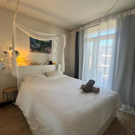شقة Cozy & Sunny In West